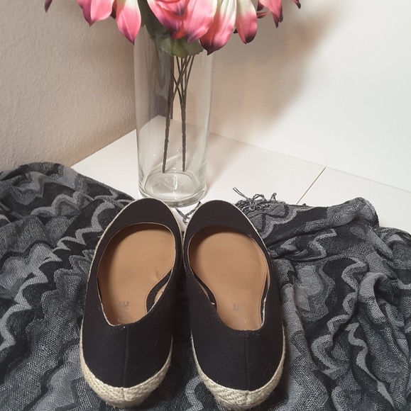 American Eagle Espadril sz 8.5 - Picture 4 of 5